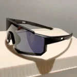 Black Frame Gray